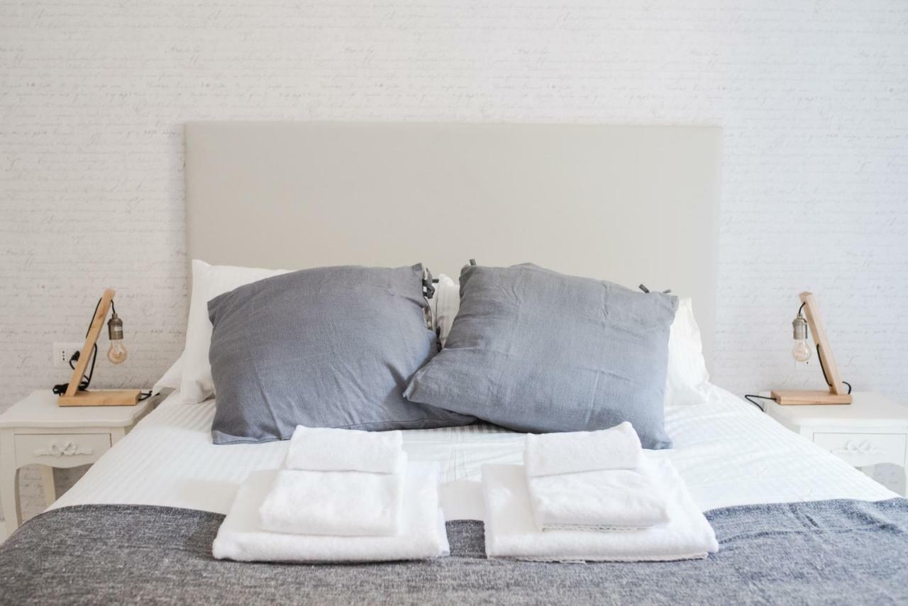 White Fanti Apartment Rome Exterior photo