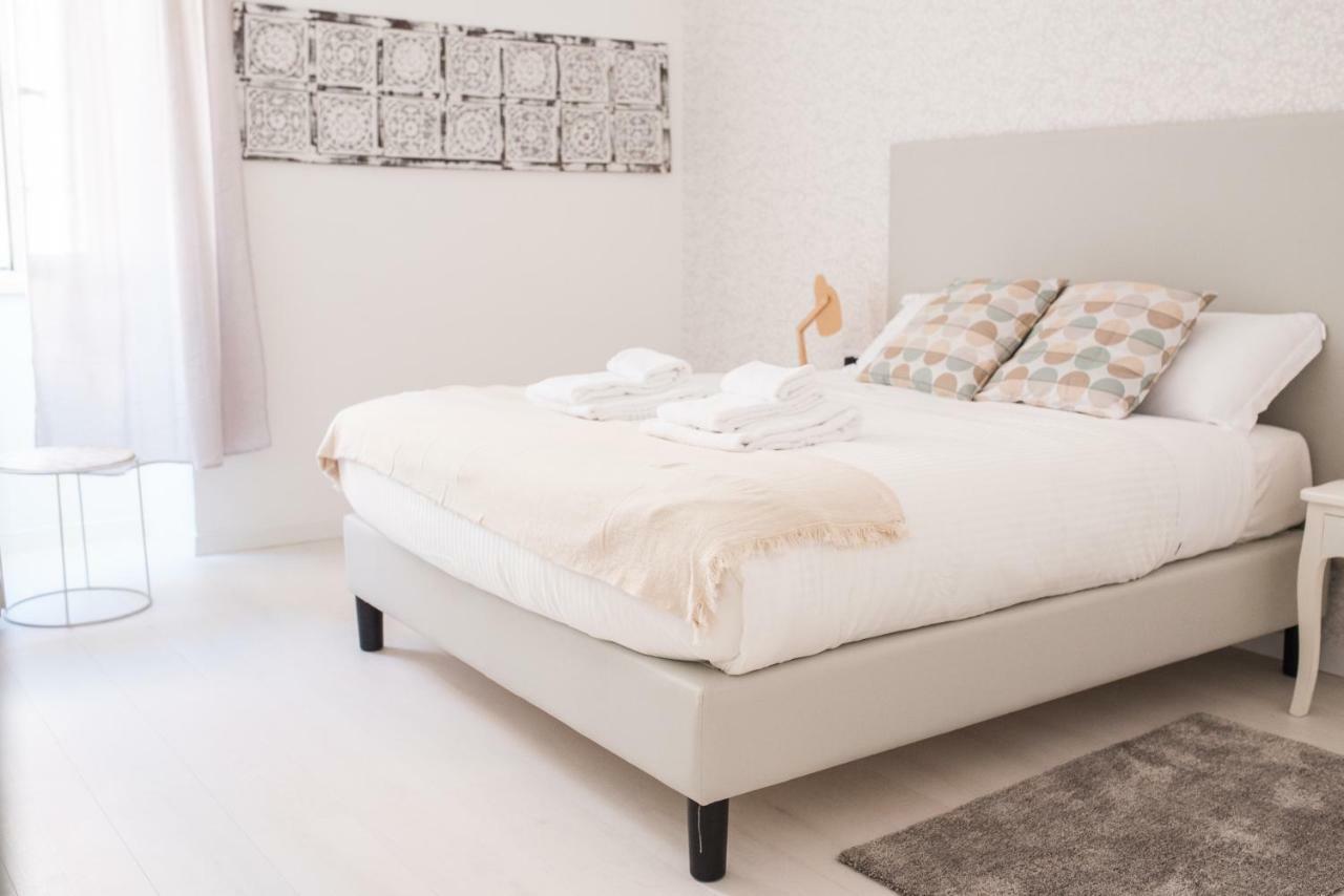 White Fanti Apartment Rome Exterior photo