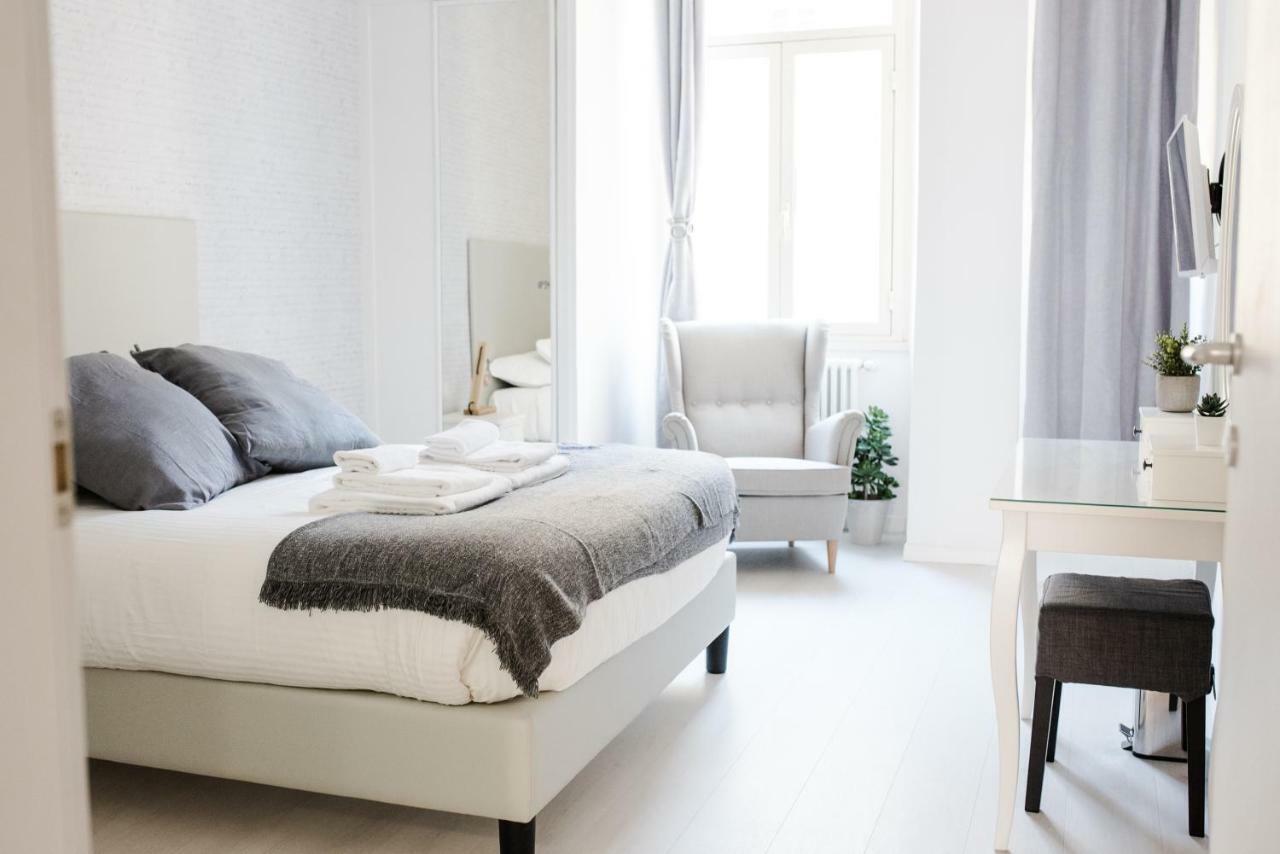 White Fanti Apartment Rome Exterior photo