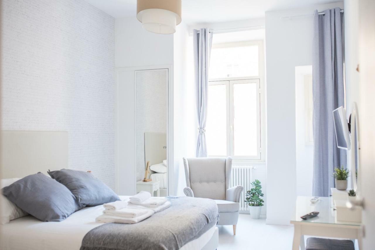 White Fanti Apartment Rome Exterior photo